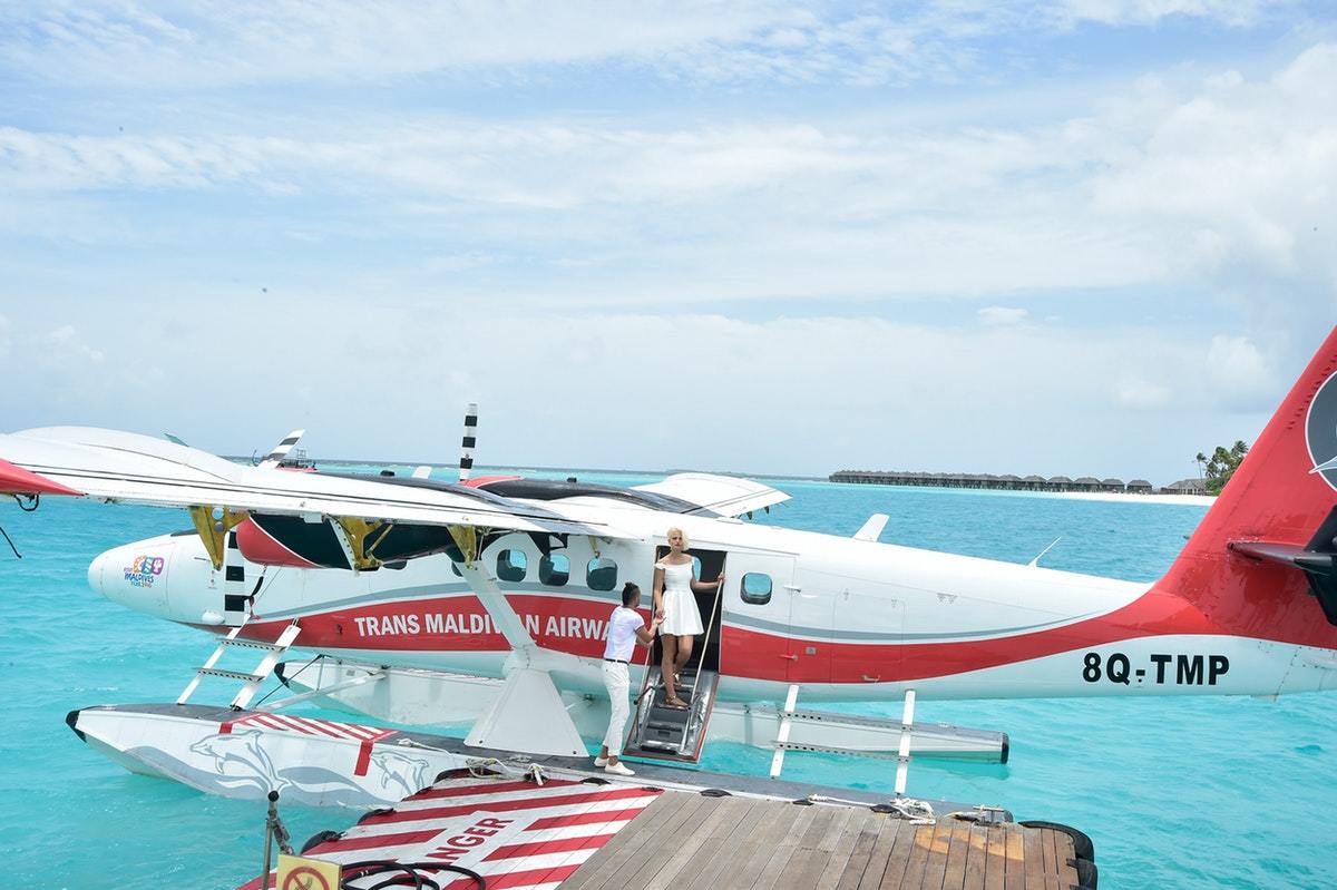 Arriving by seaplane - SUN SIYAM IRU FUSHI - Maldives
