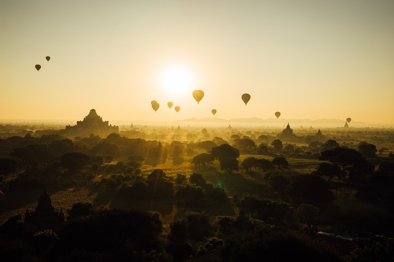 Hot Air Balloon Experience - Myanmar Honeymoon